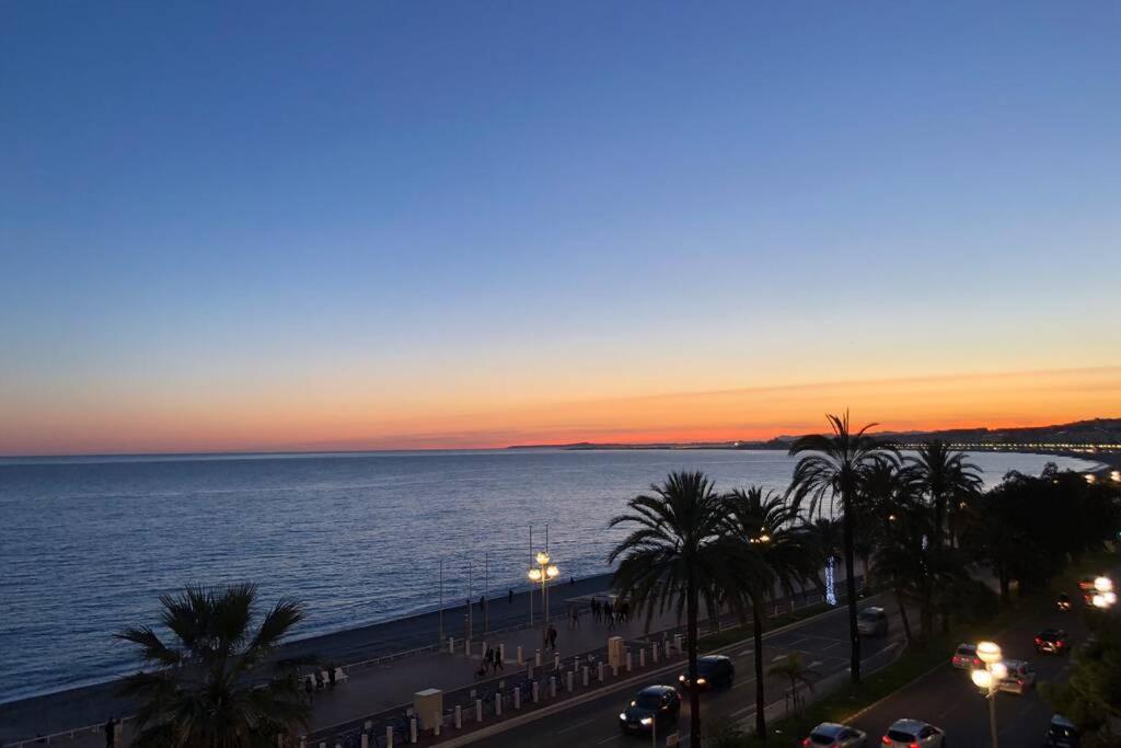 Promenade Des Anglais Amazing Sea View 140M2 3Br Niza Exterior foto